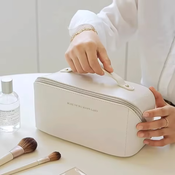 Cartoon Animal Paw Print Ladies Cosmetic Bag Pencil Bag For Girl Women Portable Travel Toiletry Kit Organizer Makeup Bags